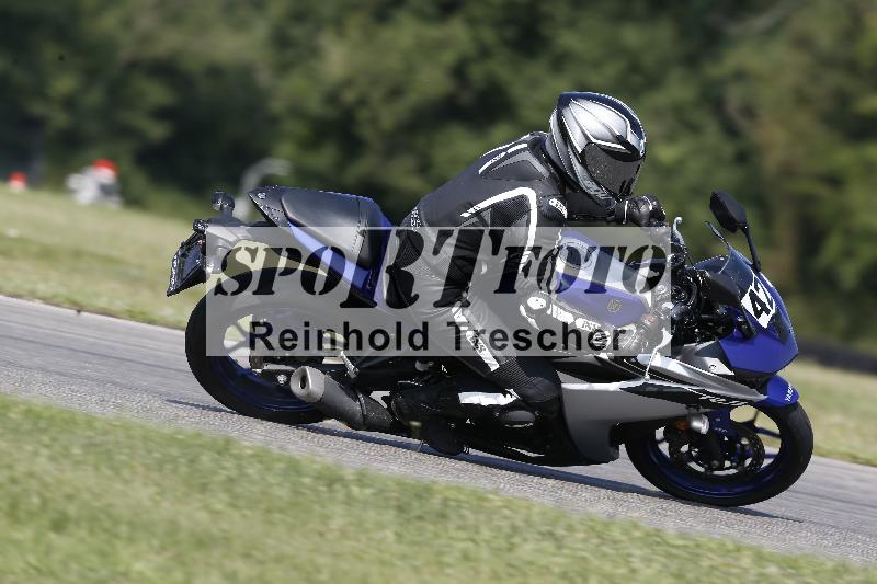 /45 10.08.2025 Plüss Moto Sport ADR/Einsteiger/420